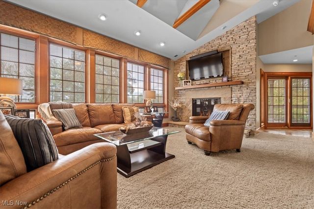 26436 State Route 7, Marietta, OH 45750