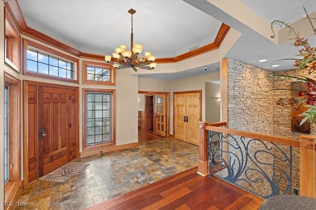 26436 State Route 7, Marietta, OH 45750