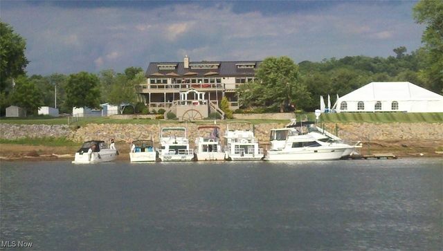 26436 State Route 7, Marietta, OH 45750