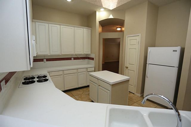 1718 Calmar Drive, Spring, TX 77386