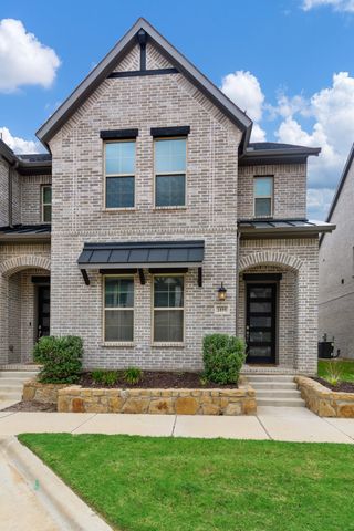 1899 Melinda Lane, Farmers Branch, TX 75234
