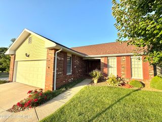 4014 NEW BEDFORD COURT, Jefferson City, MO 65109