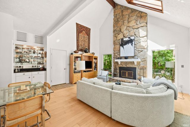 1128 Westridge Circle, Lafayette, IN 47905