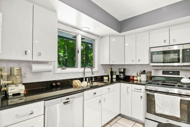 1128 Westridge Circle, Lafayette, IN 47905