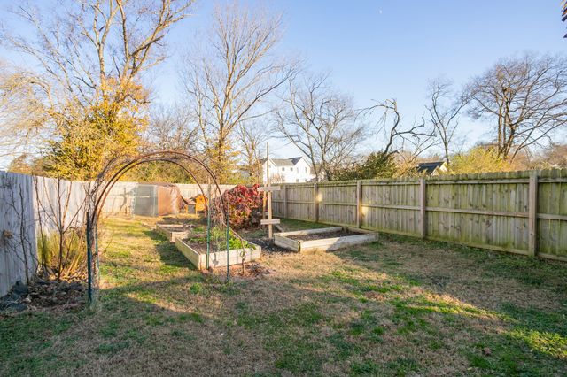 2206 14th Ave, N, Nashville, TN 37208