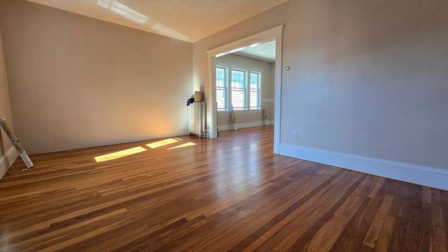 158 W Adams 1, Somerville, MA 02144