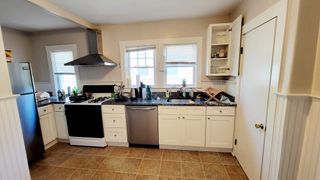 158 W Adams 1, Somerville, MA 02144