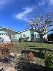 38616 Division Street, Palmdale, CA 93550
