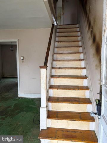 1107 MEADOW LN, Chester, PA 19013