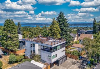 2709 S Ferdinand Street, Seattle, WA 98108