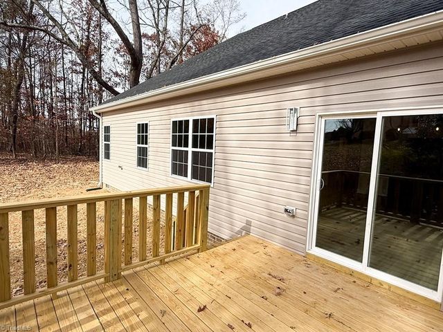 6935 Tia Court, Thomasville, NC 27360