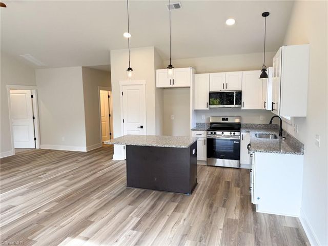 6935 Tia Court, Thomasville, NC 27360