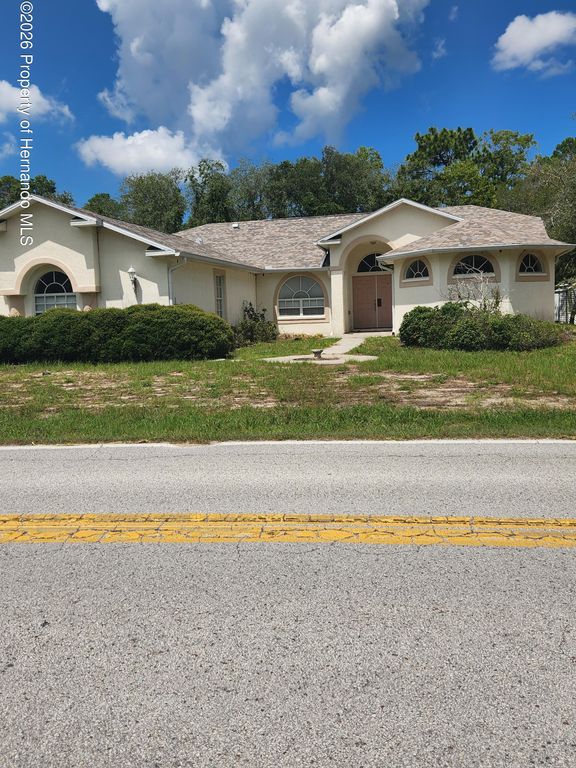 10365 Palmwood Place, Spring Hill, FL 34613