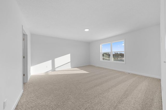 565 Waterford Place, Waconia, MN 55387