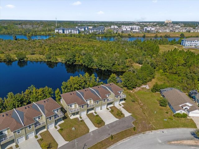 450 LAKE SHORE PARKWAY, Davenport, FL 33896