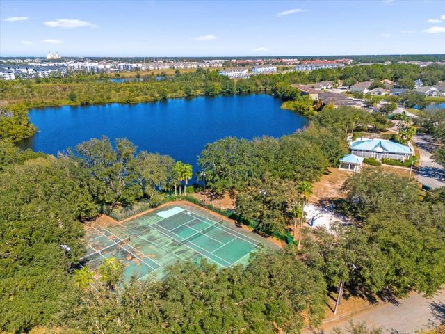 450 LAKE SHORE PARKWAY, Davenport, FL 33896