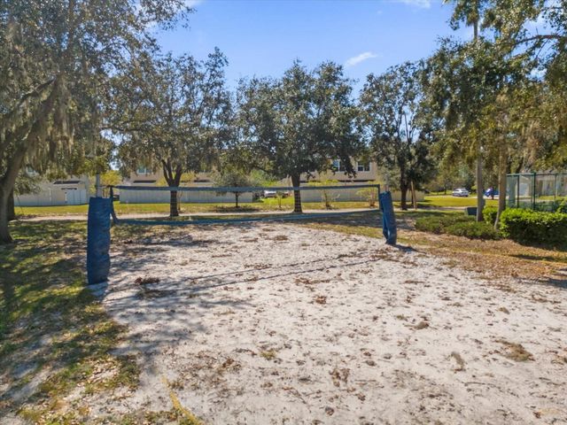 450 LAKE SHORE PARKWAY, Davenport, FL 33896