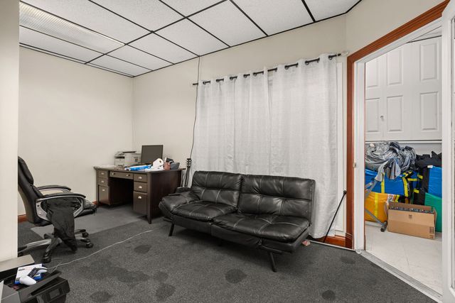 4616 W Fullerton Avenue, Chicago, IL 60639