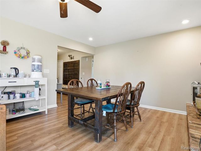 2206 Oak Shade Drive, Davison, MI 48423
