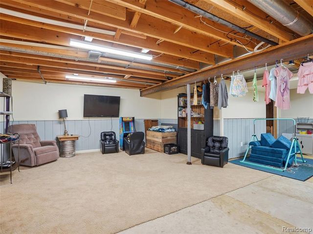2206 Oak Shade Drive, Davison, MI 48423
