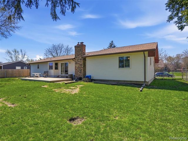 2206 Oak Shade Drive, Davison, MI 48423