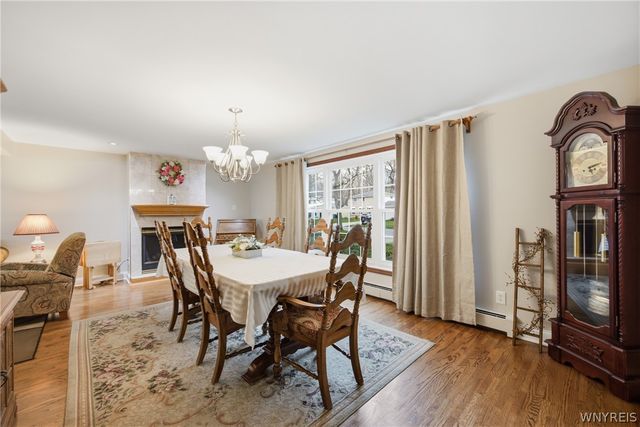 379 Vine Lane, Amherst, NY 14228