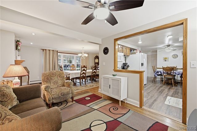 379 Vine Lane, Amherst, NY 14228