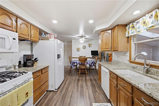 379 Vine Lane, Amherst, NY 14228