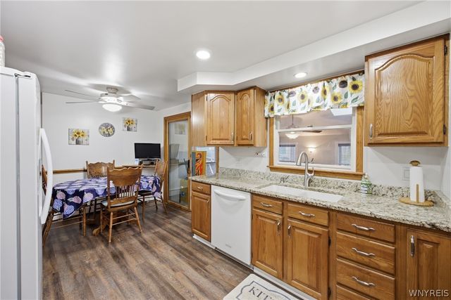 379 Vine Lane, Amherst, NY 14228