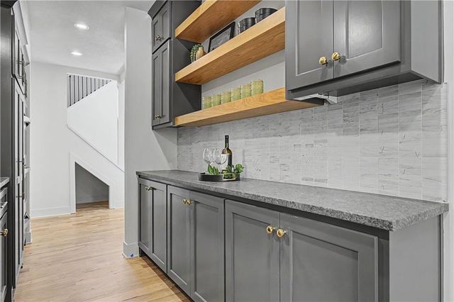 12603 Granada Road, Leawood, KS 66209