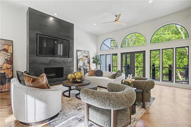 12603 Granada Road, Leawood, KS 66209
