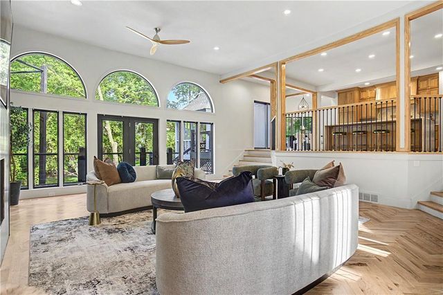 12603 Granada Road, Leawood, KS 66209