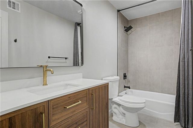 12603 Granada Road, Leawood, KS 66209