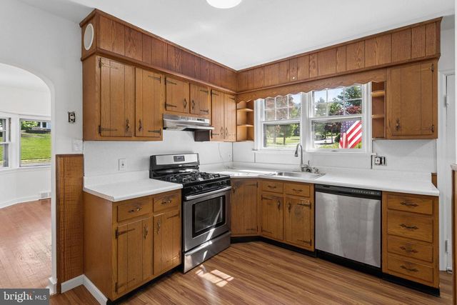 300 HUTCHINSON AVE, Haddonfield, NJ 08033