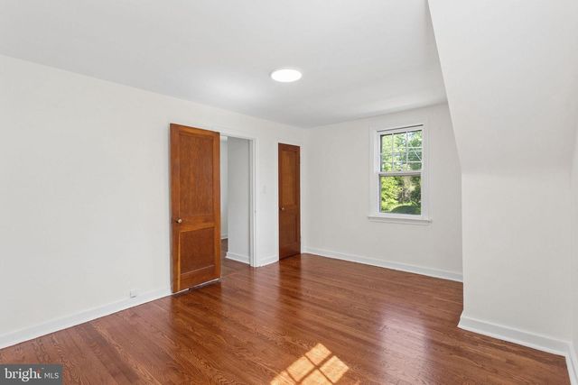 300 HUTCHINSON AVE, Haddonfield, NJ 08033
