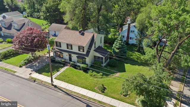 300 HUTCHINSON AVE, Haddonfield, NJ 08033
