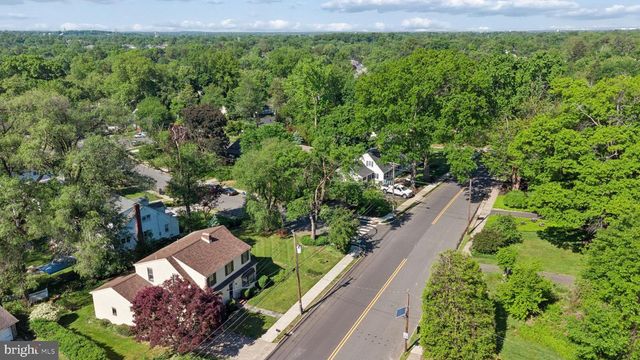 300 HUTCHINSON AVE, Haddonfield, NJ 08033