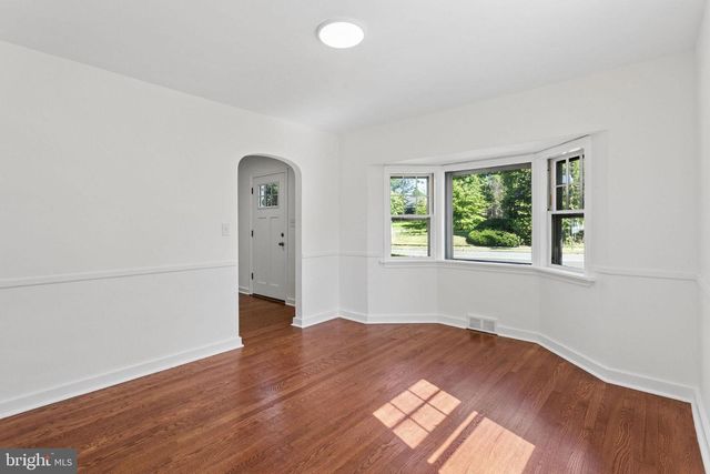 300 HUTCHINSON AVE, Haddonfield, NJ 08033