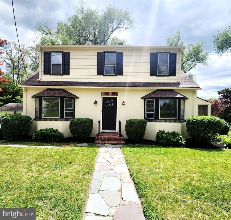 300 HUTCHINSON AVE, Haddonfield, NJ 08033