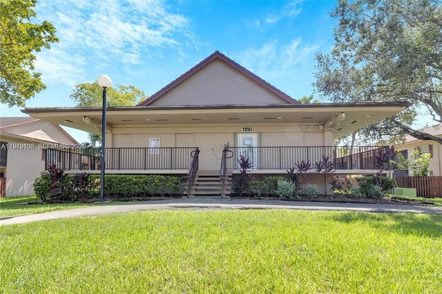 11273 SW 88 ST 114J, Miami, FL 33176