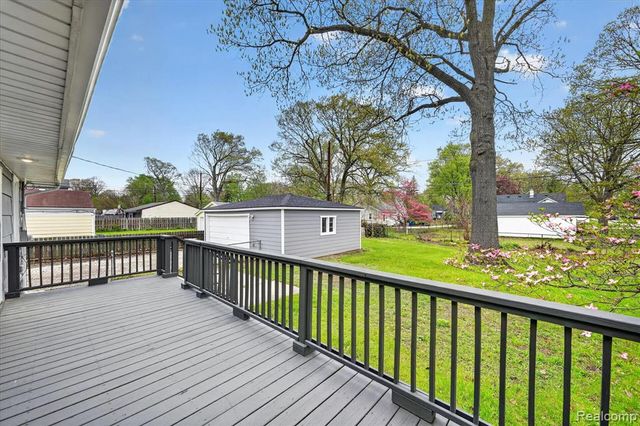 35808 Schley Avenue, Westland, MI 48186