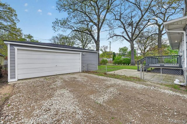 35808 Schley Avenue, Westland, MI 48186