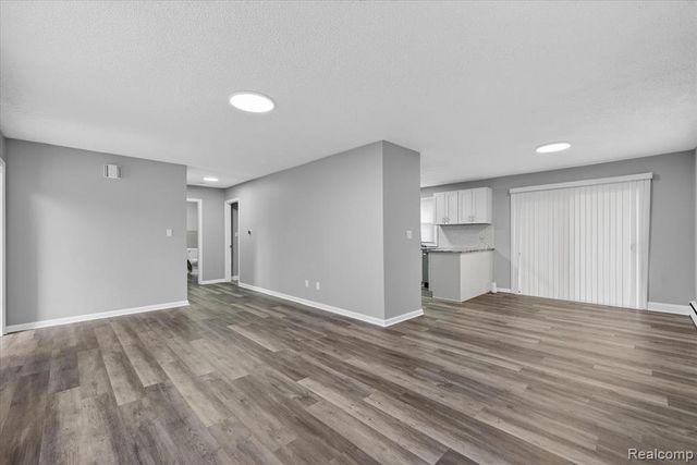 35808 Schley Avenue, Westland, MI 48186