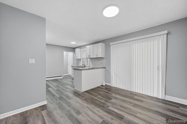 35808 Schley Avenue, Westland, MI 48186