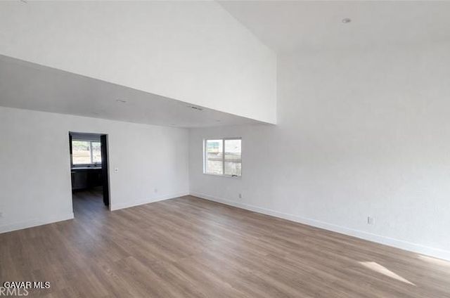 1217 Camran Avenue, Lancaster, CA 93535