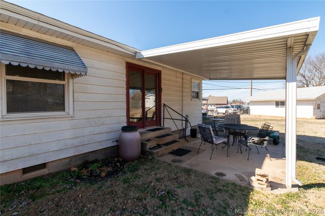 201 E 38th Street, Sand Springs, OK 74063