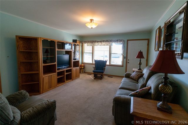 201 E 38th Street, Sand Springs, OK 74063