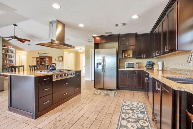 3858 SHORE BOULEVARD, Oldsmar, FL 34677