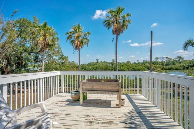 3858 SHORE BOULEVARD, Oldsmar, FL 34677