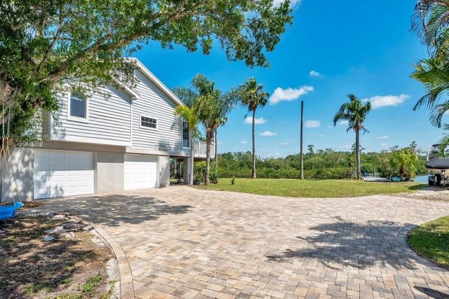 3858 SHORE BOULEVARD, Oldsmar, FL 34677